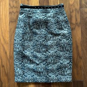 Antonio Melani metallic jacquard pencil skirt size 4